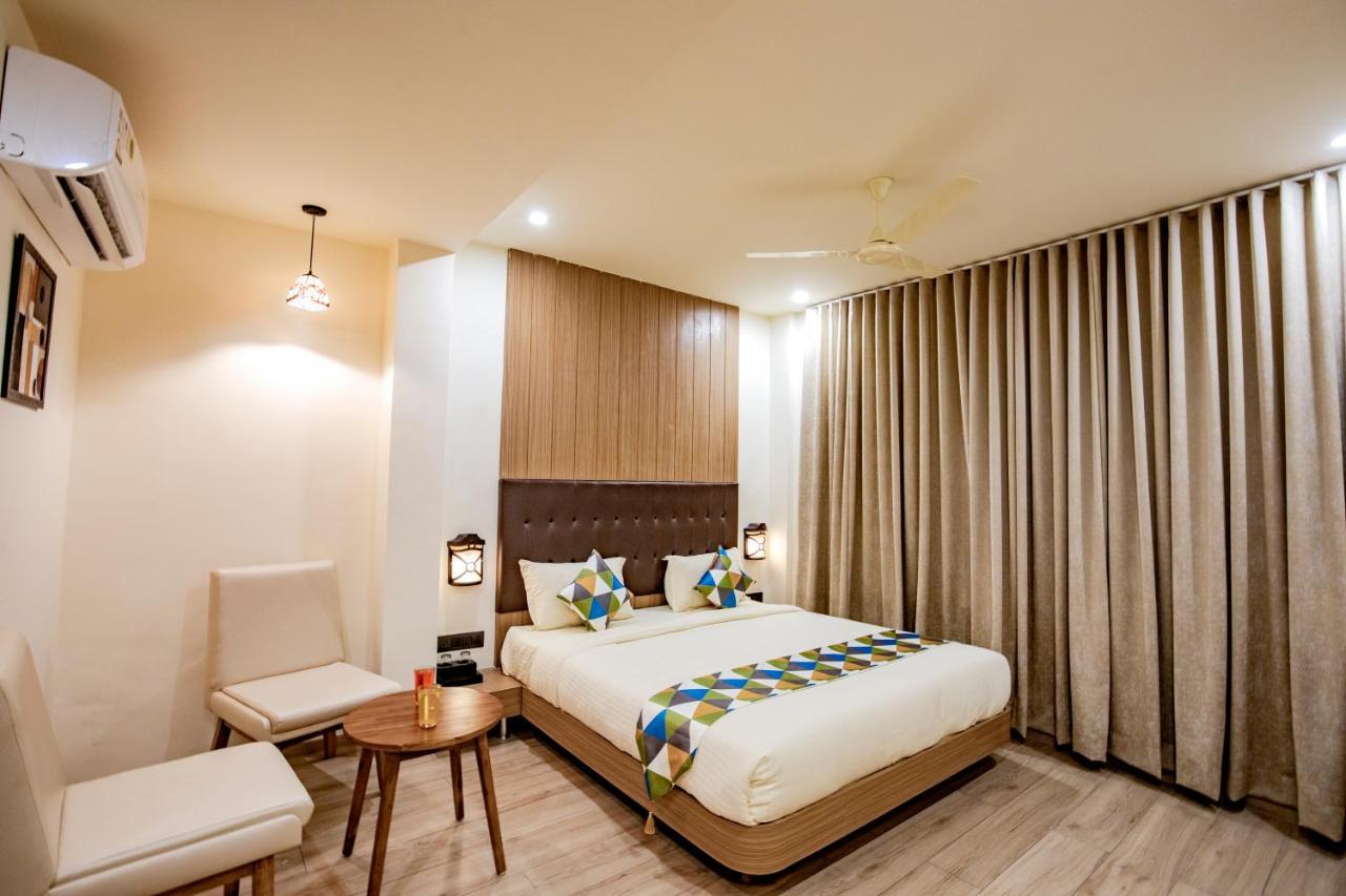 Hotel Nexus Rajkot Eksteriør bilde