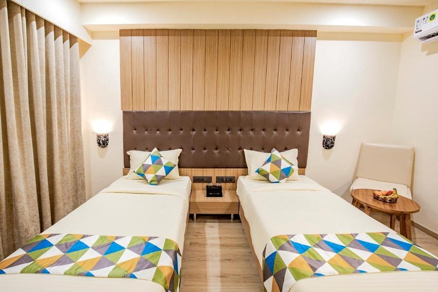 Hotel Nexus Rajkot Eksteriør bilde