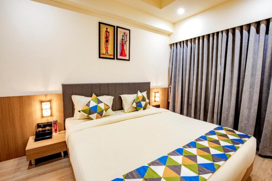 Hotel Nexus Rajkot Eksteriør bilde