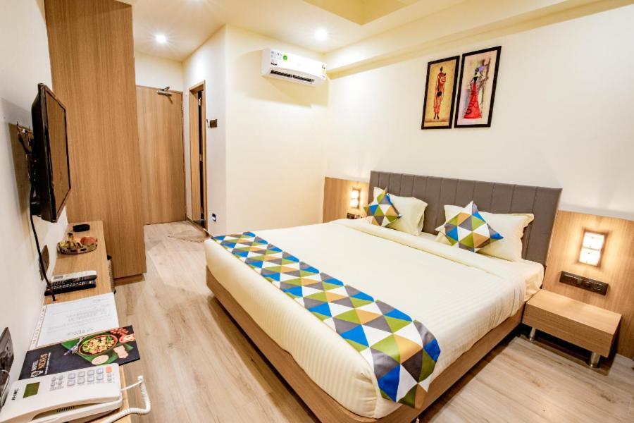 Hotel Nexus Rajkot Eksteriør bilde
